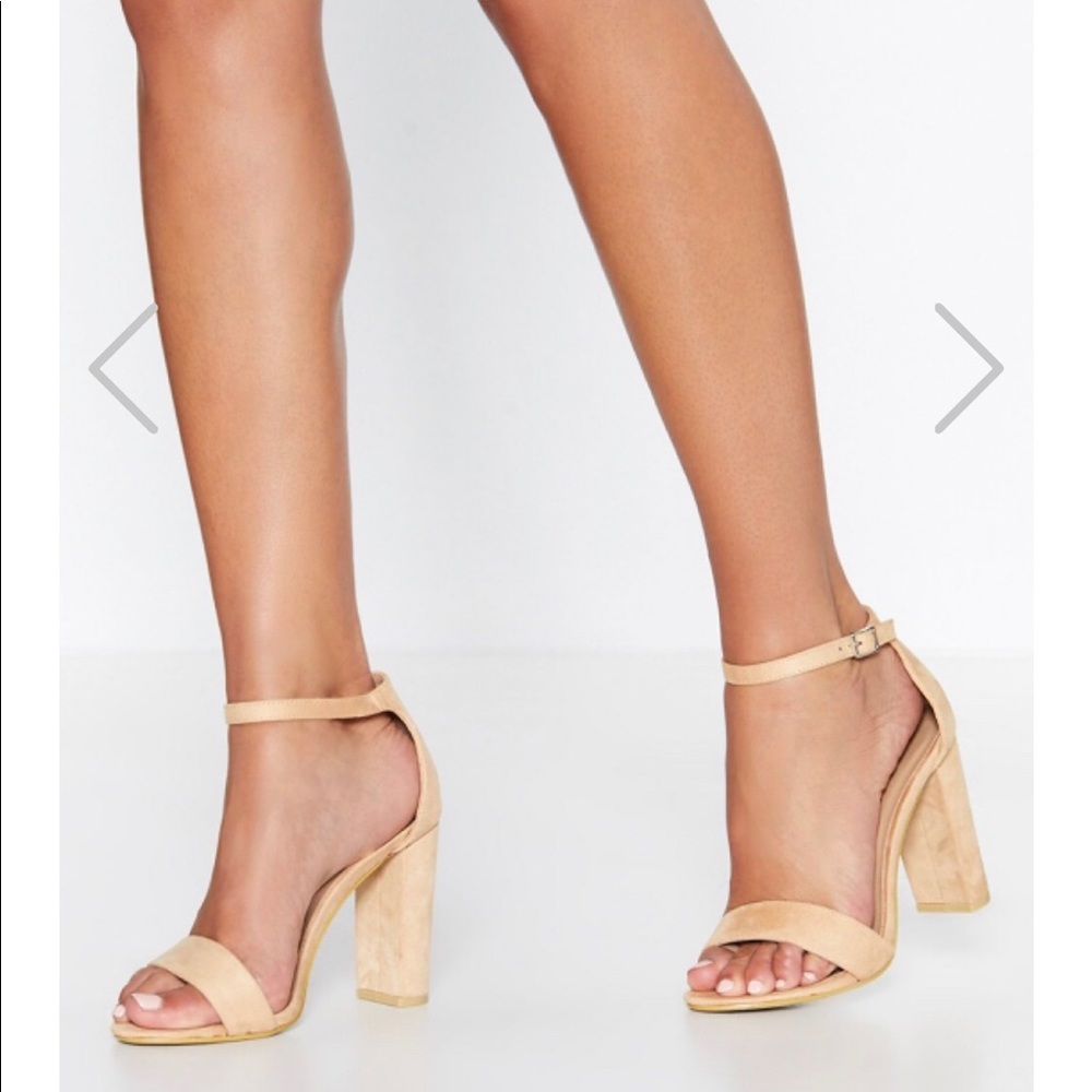 NWOT Lush Life Faux Suede Heel